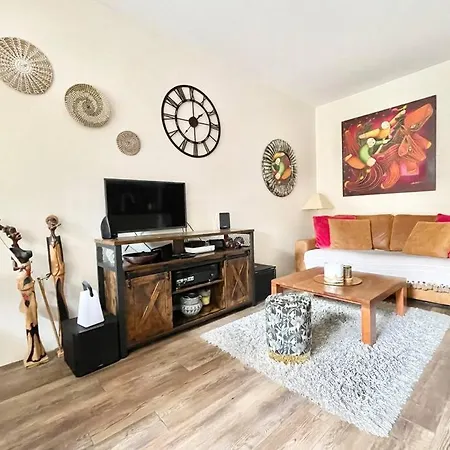 Apartman Joli 2 Pieces Avec Grand Jardin *