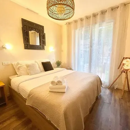 Joli 2 Pieces Avec Grand Jardin Apartman Menton
